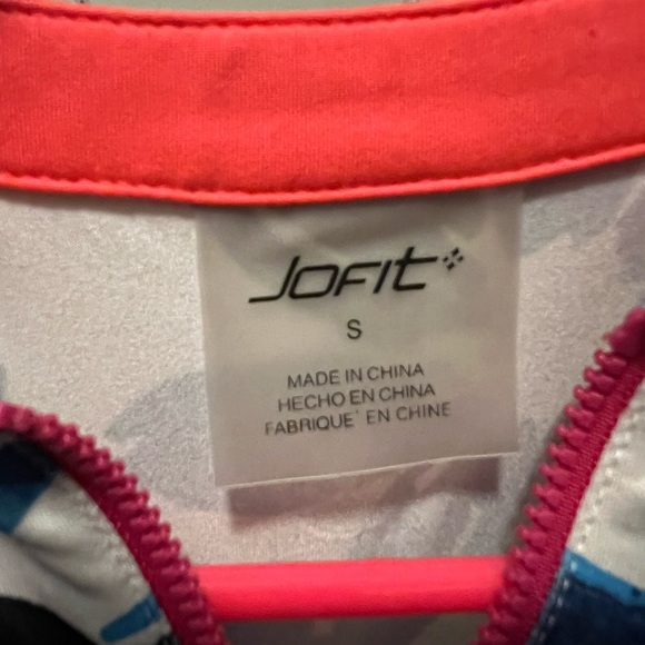 Short sleeve Jofit top - Picture 3 of 4